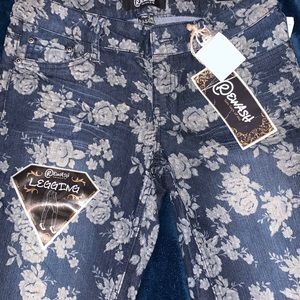 Rewash Jeggind Blue wash white flower print